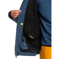 Snowboard Jacket Quiksilver Black Alder Stretch GTX -Ski Equipment Store bunda na snowboard quiksilver black alder stretch gtx insignia blue 5